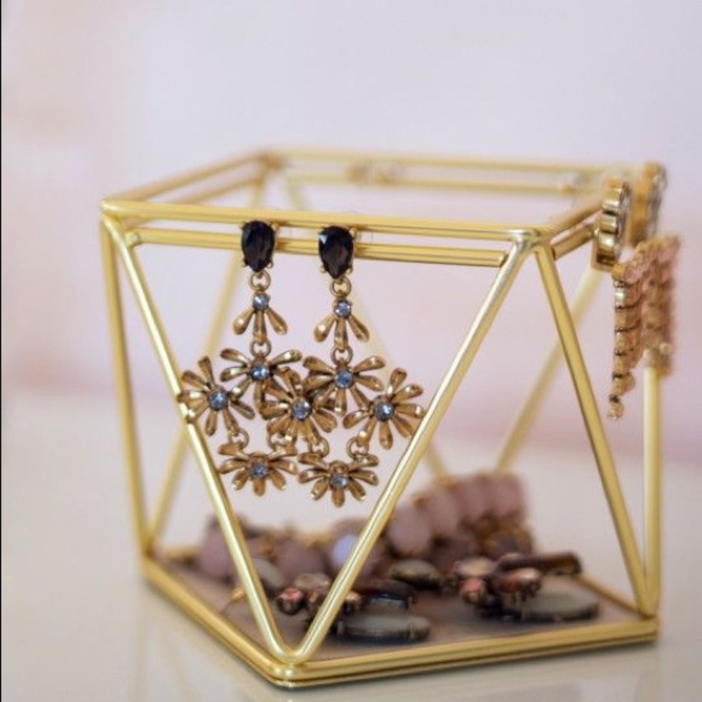 Bauble BarxGal Meets Glam Geometric Jewelry Basket - Picture 1 of 4